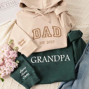 Sweat à capuche brodé papa personnalisé, sweat-shirt brodé PAPA avec nom, cadeau fête des pères, cadeau pour grand-père, sweat à capuche maman avec enfant, sweats à capuche avec nom