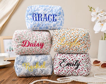 Personalized Bridesmaid Makeup bag, Beach Tote Bag, Tote Gift Bags, Bridesmaid Gift Bag, Embroidered Tote Bag, Flower Tote Bag, Wedding Bag