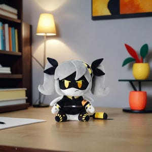 Peluche ispirato ai droni assassini degli anime