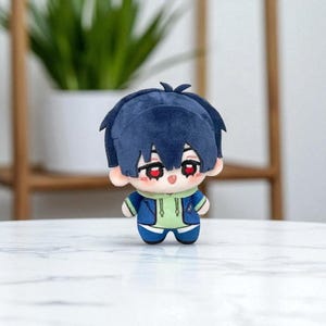 Alien Stage Inspired 10cm Mini Plush – Ivan or Till Chibi Stuffed Doll, Starfish-Body Desk Toy, Anime Figure Room Decor, Collector Gift