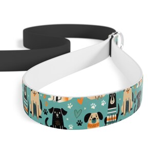 Hondenriem voor stijlvolle wandelingen met je huisdier, bijpassende huisdieraccessoires, kleurrijke prints en ontwerpen als aanvulling op je interieur