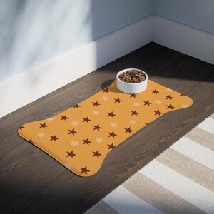 Star Pattern Pet Feeding Mat: Plush Polyester, Anti-Slip