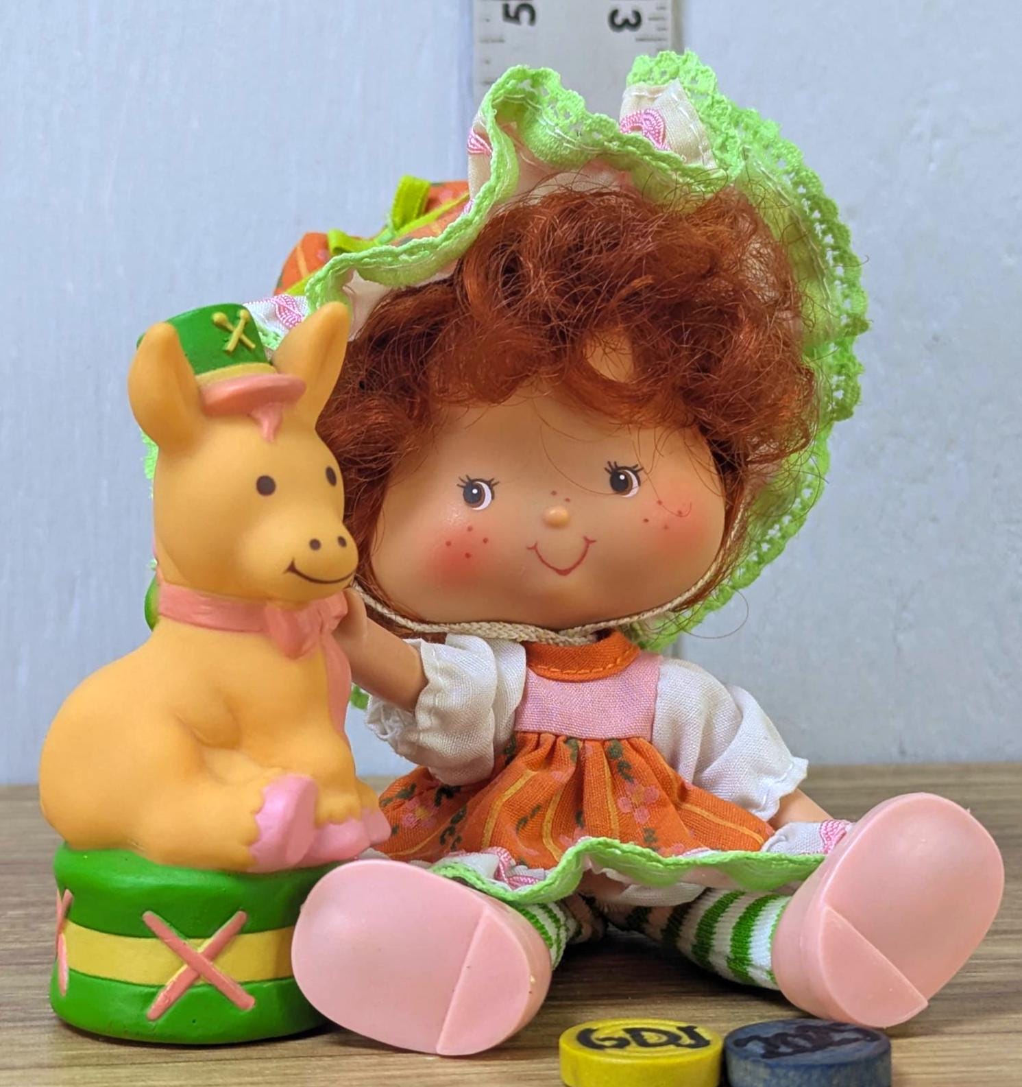 1984 Kenner Strawberry Shortcake Cafe Ole Party Pleaser With Pet