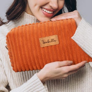 Custom Corduroy Makeup Bag for Bridesmaid, Beaty makeup bag, Personalized Name Cosmetic Bag, Engraved Makeup Pouch, Bridal Party Gifts