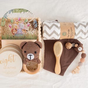 Set de regalo para recién nacidos con hitos de madera y luz nocturna, sonajero de crochet con forma de animal, caja de regalo para baby shower, set de sonajeros para bebé, regalo de cumpleaños para bebé