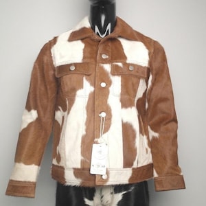 Stylish and Luxurious Cowhide Hair On Jacket: Handcrafted and Realistic Customized Leather Jacket, Men&#39;s and Women&#39;s Motorbike Jacket