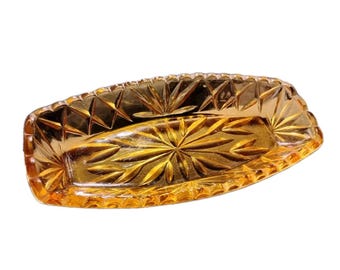 Vassoio ambrato vintage Hazel Atlas (?) Piatto per condimenti in vetro pressato tagliato 9x4" Giallo anni '60-'70