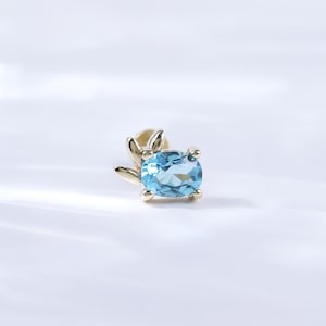 Dainty Swiss Blue Topaz Threadless Push Pin • Solid 14K Gold Topaz Helix Cartilage Earring • Tiny Gemstone Conch Earlobe Flat Back Piercing