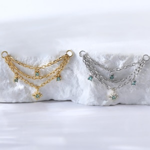 Piercing a tripla catena con pietra preziosa celeste e pietra alessandrite a stella • Catena per il naso pendente • Catena avvolgente per cartilagine, elica e conchiglia in argento 925