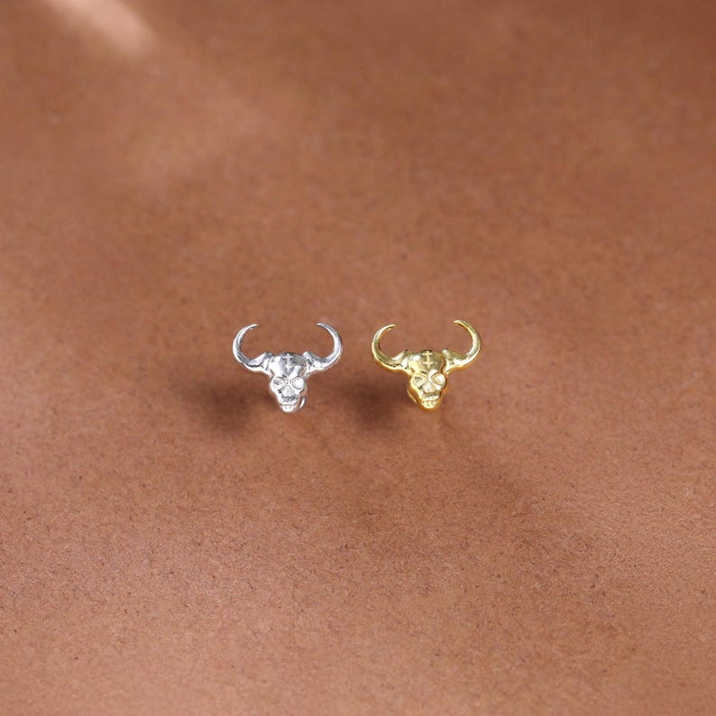 14K Gold Plated Bull Skull Design Flat Back Stud Earring 925 Silver Skull Threadless Push Pin Cartilage Helix Conch Lobe Piercing Jewelry image 5