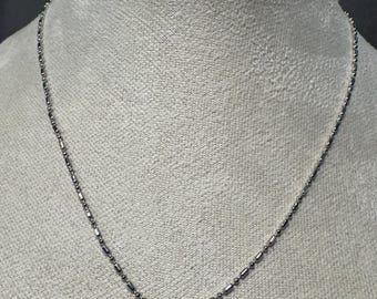 Colar de prata de lei com corrente de contas de corte diamante de 1,5 mm: ajustável e banhado a ródio