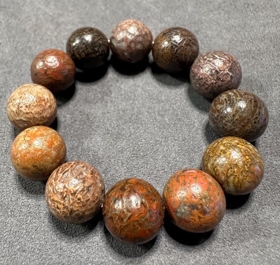【アンティーク ビーズ】ピュー時代(1200年前)の瑪瑙ビーズ 天然恐竜骨瑪瑙宝石ビーズ（10～11mm） - Etsy 日本