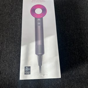 Dyson Supersonic Hair Dryer HD08 Iron/Fuchsia with 5 Magnetic Attachments