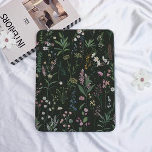 Herbal Plants iPad Case With Pencil Holder,iPad Cover for iPad A16/10/9th,New iPad Air 7-11/13″,iPad Mini 6/7,iPad Pro 2024/2022/2021 Cover