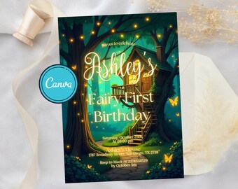Op de afbeelding: Geïllustreerde uitnodiging voor Ashley's Fairy First Birthday. Het ontwerp toont een boomhutscène met gloeiende lichten en vlinders. De uitnodiging bevat evenementdetails en een Canva-logo.
