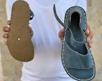 Handmade Leather Sandals Women, Minimalist Sandals, Brown Cross Strap Sandals, Summer Flat Sandals, Greek Style Sandals, Boho Sandals