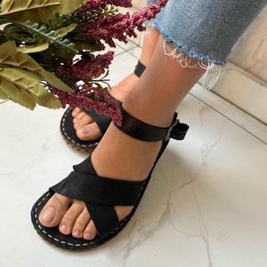 Handmade Leather Barefoot Sandals: Bitter Brown Grounding Shoes