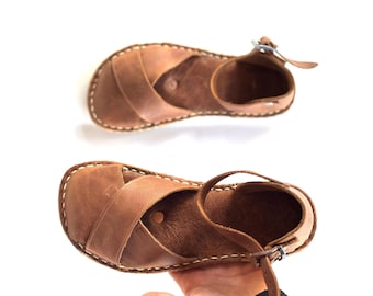 Erdung Sandalen Frauen | Barfußsandale für Damen | Erdungsschuhe | Minimalistische Schuhe | Zero Drop Sandalen | Antik-Braun