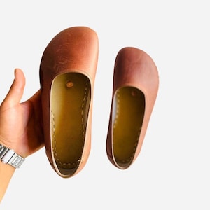 Bailarinas de cuero Crazy para mujer, mocasines hechos a mano, bailarinas de estilo vintage, suaves y cómodas, zapatos de cuero únicos.