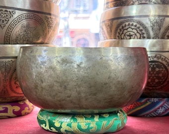 Bol chantant pati en cuivre antique - Méditation himalayenne par le son de 80 ans d'âge