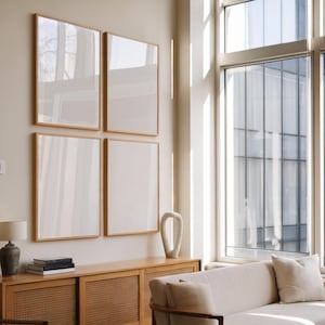 Model met 4 frames, mockup met vier frames, set van 4 mockup, mockup met lijst, mockup met lijst Psd, mockup met muurkunst, mockup met poster, mockup met muurkunst, mockup met 4 frames