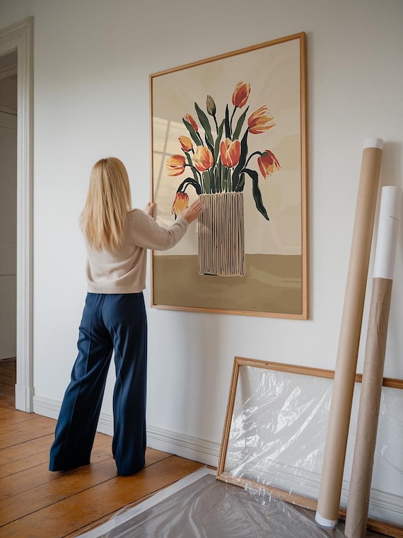 Poster Mockup With Person, Frame Mockup, Woman Holding Frame Mockup, Picture Frame Mockup, Realistic Art Frame Mockup,  Mock up poster / 5x7