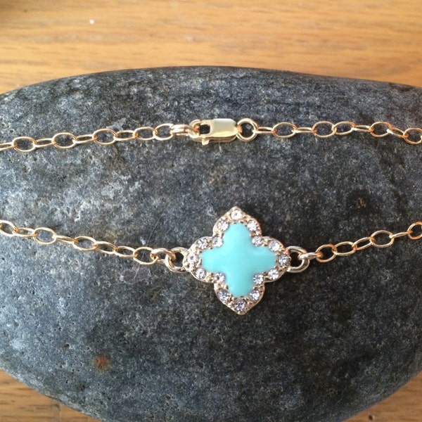 Quatrefoil Gold and Torquoise Bracelet