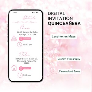 Op de afbeelding: Een smartphone toont een digitale quincea&ntilde;era-uitnodiging met evenementdetails. De uitnodiging bevat de locatie, tijd en aangepaste typografie. De achtergrond is zachtroze met bloemaccenten. De tekst op het scherm luidt "Digital Invitation Quincea&ntilde;era."