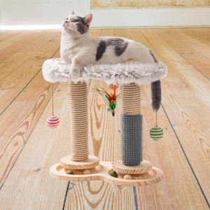 Cat Scratching Post with Rope, Hanging Ball Toy, Sturdy Base, Cat Scratcher for Indoor Cats, Kitten Play Tower