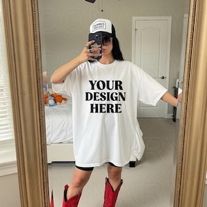 White Comfort Colors 1717 Mockup C1717 Lifestyle Mock Tshirt Streetwear Mockup Pinterest Aesthetic Influencer Mockup Trendy Y2k Summer Shirt