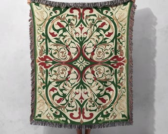 Vintage-Inspired Floral Woven Blanket 100% Cotton - Elegant Red and Green Design with Fringed Edges, Cottagecore Tapestry