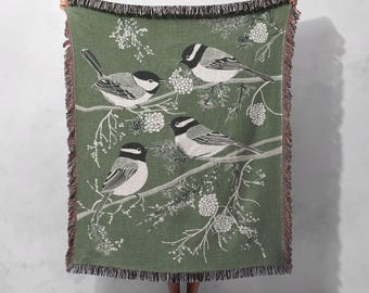 Chickadee Woven Blanket 100% Cotton - Cozy Green Nature-Inspired Throw Blanket for Bird Lovers, Ideal Holiday Gift, Cottagecore Tapestry
