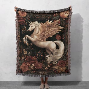 Majestic Unicorn 100% Cotton Woven Blanket, Fantasy Pegasus Tapestry, Enchanted Floral Throw, Mythical Home Decor