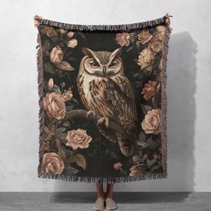 100% Cotton Owl Woven Blanket – Vintage Nocturnal Tapestry, Gothic Nature Decor