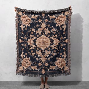100% Cotton Vintage Floral Woven Blanket, Elegant Baroque Tapestry, Cozy Home Decor, Boho Chic Throw, Victorian-Inspired Gift for Her