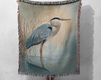 Blue Heron 100% Cotton Woven Blanket, Nature-Inspired Throw, Coastal Wildlife Tapestry, Elegant Bird Decor