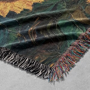 100 % bomullsfilt med solrosmotiv, inspirerad gobeläng, mysig pläd i cottagecore, konstnärlig heminredning, present till naturälskare bild 4