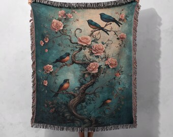 Vintage deken van 100% katoen met blauwe vogel en roos – elegante, op de natuur geïnspireerde decoratie, cottagecore wandtapijt