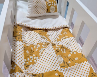 Doll Quilt: Handmade, Pinwheel, Gold, Polka Dots