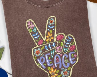 Floral Peace Hand Sign Graphic Tee, Boho Retro Peace Fingers Shirt