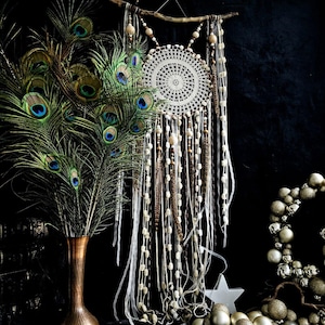 Großer Traumfänger, Rustikales Ostergeschenk für Mädchen, Handgemachter beige-brauner Traumfänger im authentischen Indianerstil