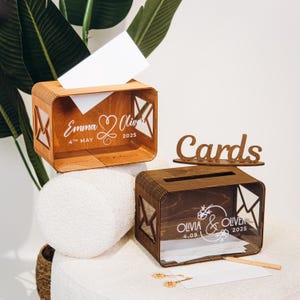 Decor voor bruiloft, bruiloftscontainer voor kaarten en wensen, gepersonaliseerd bruiloftsgastenboek, houten pennen en bord, aangepast bruiloftsdecor