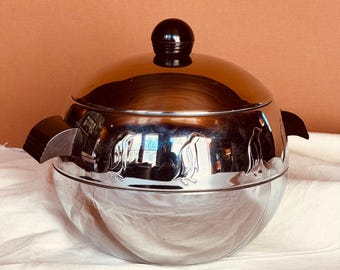 Vintage West Bend Penguin Hot and Cold Server with Bakelite Handles, Retro Penguin Ice Bucket