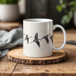 Kanadakranich Kaffeetasse - Sumpfgebiet Vogel Design, Naturliebhaber Geschenk für Vogelbeobachter