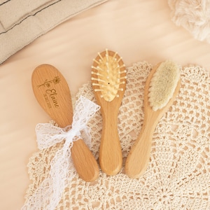 Engraved Baby Hair Brush, Personalized Baby Soft Hair Brush, Baby Shower Gift, Baby Girl Gift, Wooden Baby Hairbrush, Custom Baby Brush Gift
