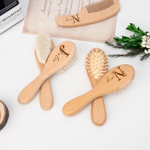 Personalized Baby Gift , Personalized Wooden Baby Hair Brush , Custom Baby Brush , Baby Shower Gift Girls , Baby Keepsake Gift , Baby Set