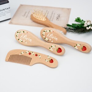 Personalized Wooden Baby Hairbrush Set, Keepsake for Girl or Boy, Custom Baby Birthday Gift, Custom Newborn, Baby Shower or Christening Gift