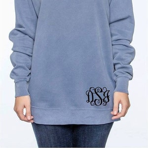 JennMerrittDesigns Comfort Colors Monogram Sweatshirt Sweatshirt Embroider Personalized Comfort Colors Sweatshirt Oversized Sweatshirt Gift for Her