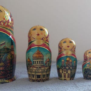 Unique Autor&#39;s Classic Russian dolls of 5, Russian Matryoshka Moscow, Handmade russian nesting doll 5 pcs, 18 cm