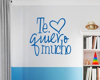 Adorable "Te Quiero Mucho" Removable Wall Decal with Heart Shape - Perfect for Nurseries and Young Girls' Rooms